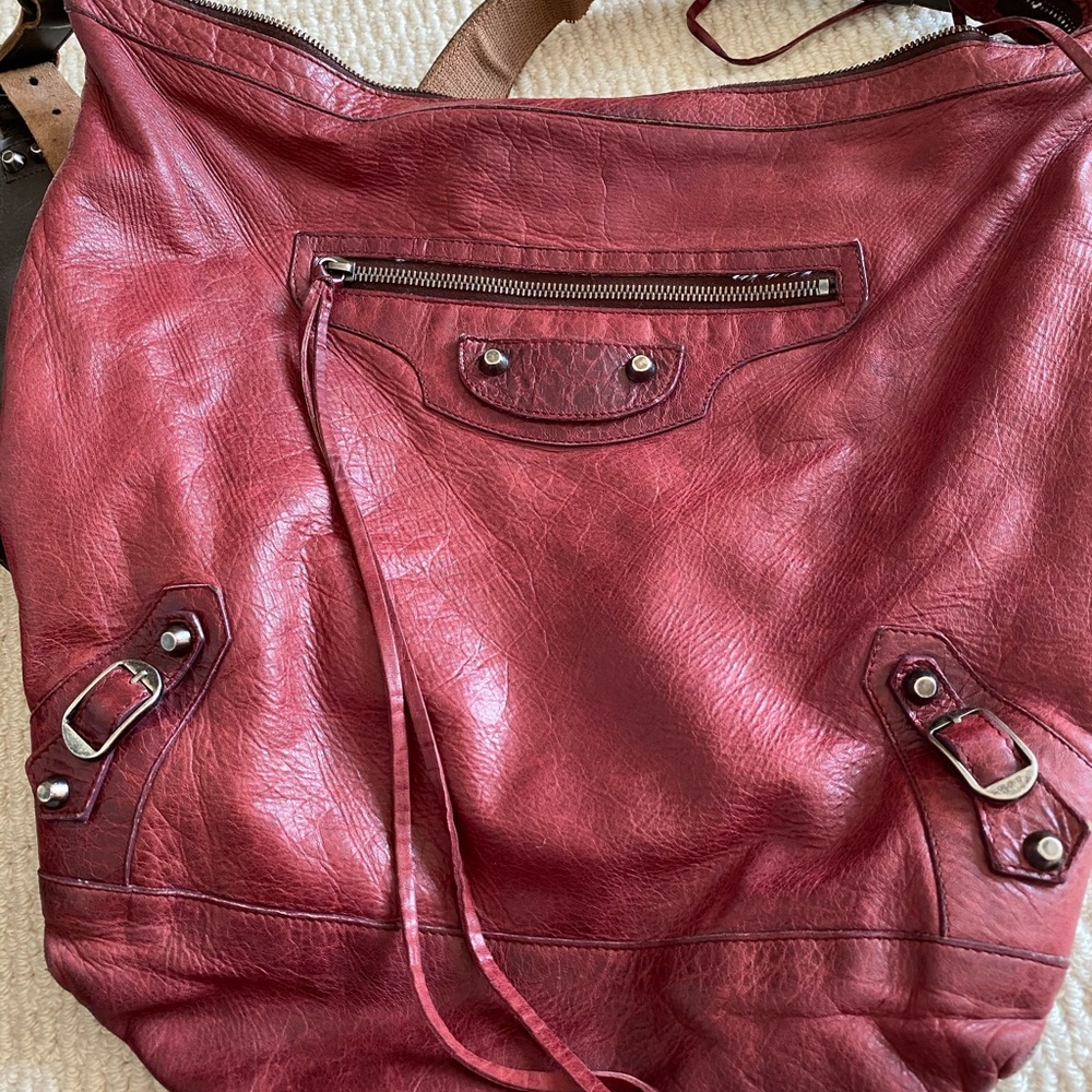 Authentic Balenciaga 2006 Grenat Messenger